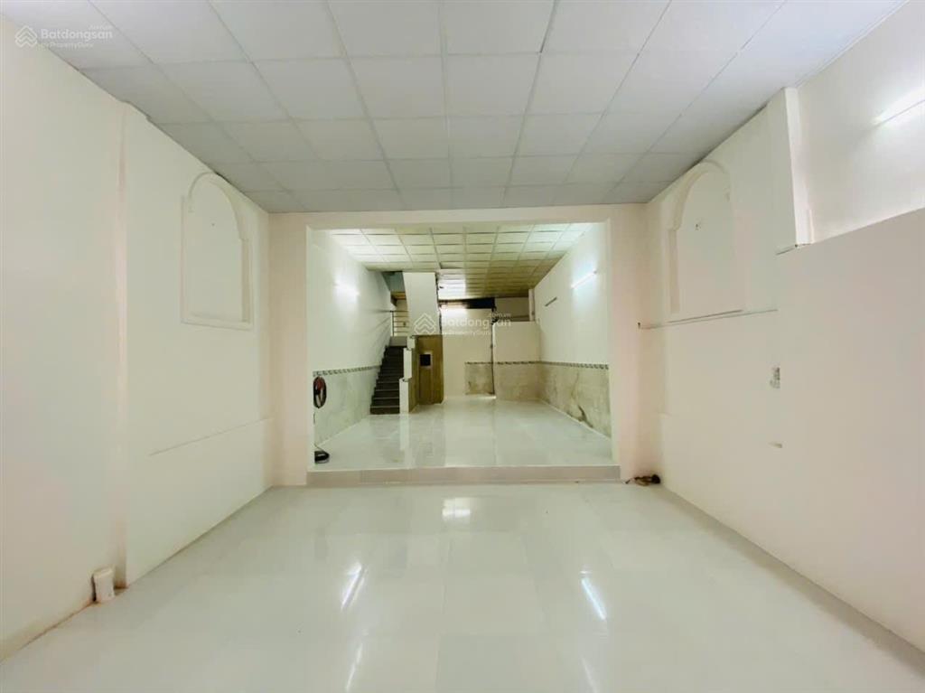 Cho thuê nhà nguyên căn ql50 vị trí đắc địa