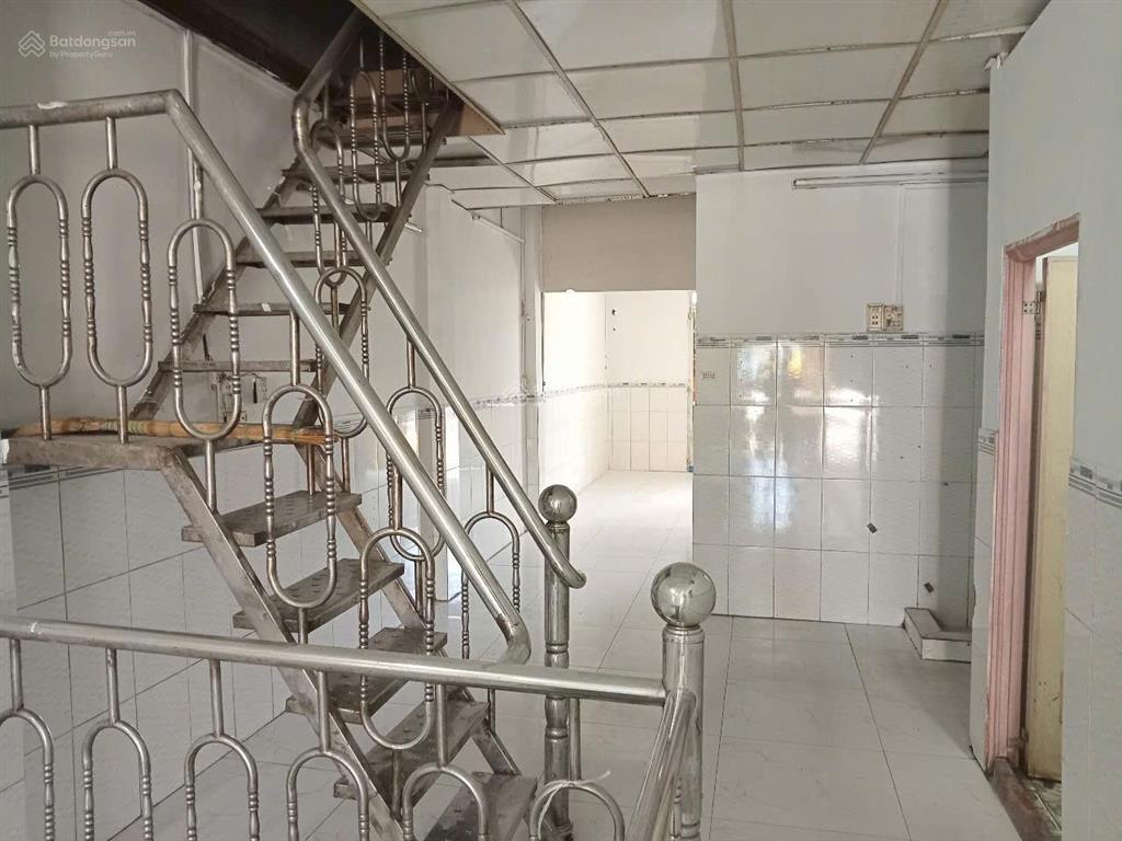 Cho thuê nhà nguyên căn ql50 vị trí đắc địa