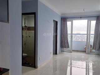 Nguyên cần bán căn hộ chung cư quang thái lầu 12