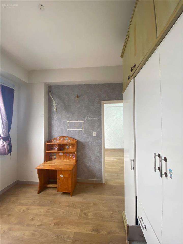 Chính chủ bán căn chung cư quang thái 2pn lầu 6