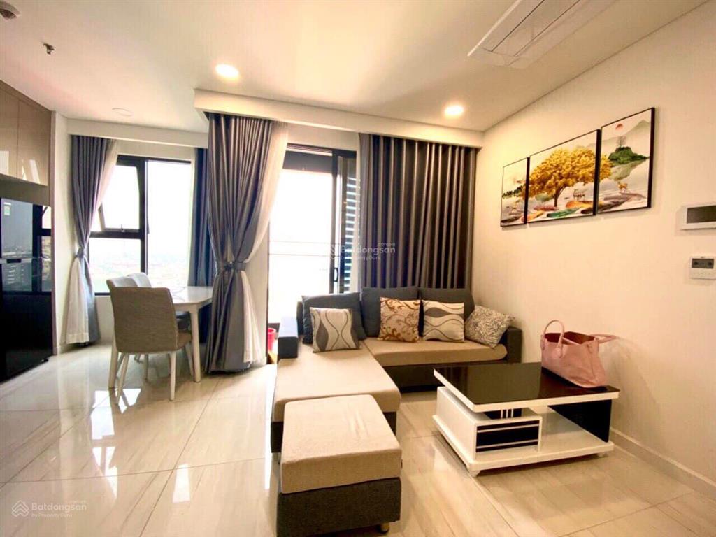 Gia đình cần bán căn hộ carillon 2, nhà đang ở