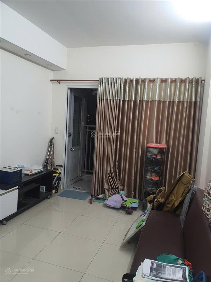 Gia đình tôi cần bán căn hộ carillon 5, nhà ở lâu nhưng luôn giữ gìn sạch sẽ, cẩn thận.