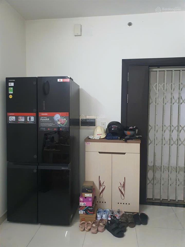 Gia đình tôi cần bán căn hộ carillon 5, nhà ở lâu nhưng luôn giữ gìn sạch sẽ, cẩn thận.