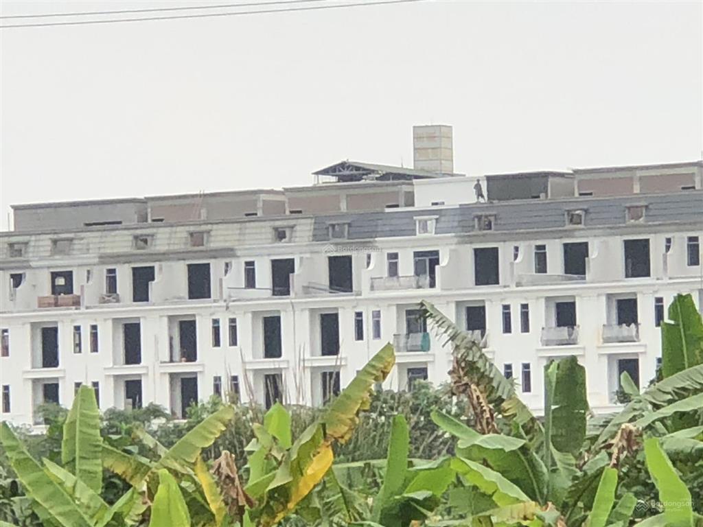 Bán nhà phố cao cấp 5,5 tầng,82 m2, mt 5m, 2 mặt đường 25 và 14m, view hồ khai sơn 15 ha