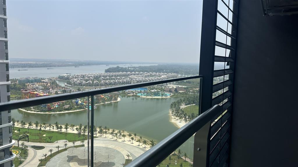 Cho thuê cc cơ bản 1pn, 1wc, 54m2 ở the opus one, long bình, q9, giá tốt, 8 triệu
