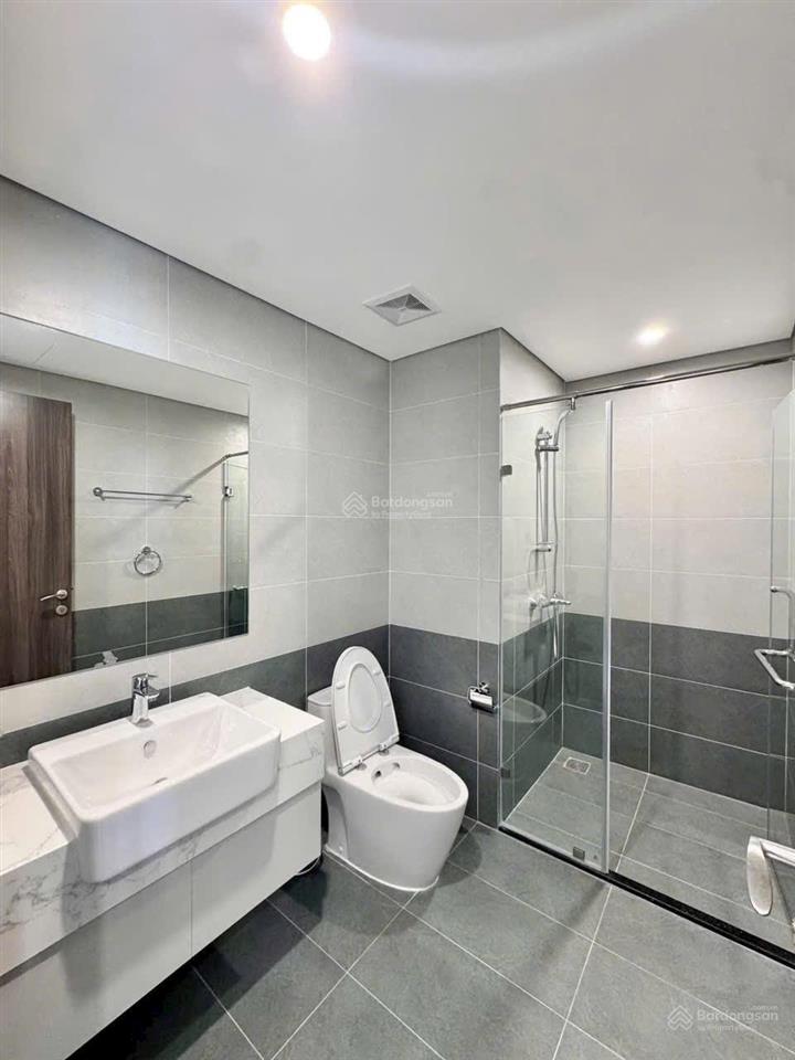 Cho thuê gấp cc 1pn, 7,5 triệu, 54m2 tại the opus one  vinhomes grand park