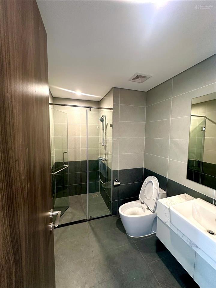Cho thuê cc 1pn, 1wc, 54m2, 8 triệu, ở the opus one  vinhomes grand park, q9, hcm