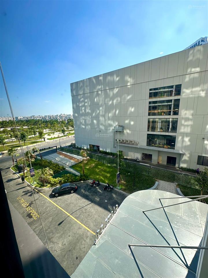 Cho thuê cc 1pn, 1wc, 54m2, 8 triệu, ở the opus one  vinhomes grand park, q9, hcm
