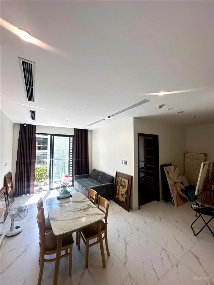Cho thuê cc 1pn, 1wc, 54m2, 8 triệu, ở the opus one  vinhomes grand park, q9, hcm