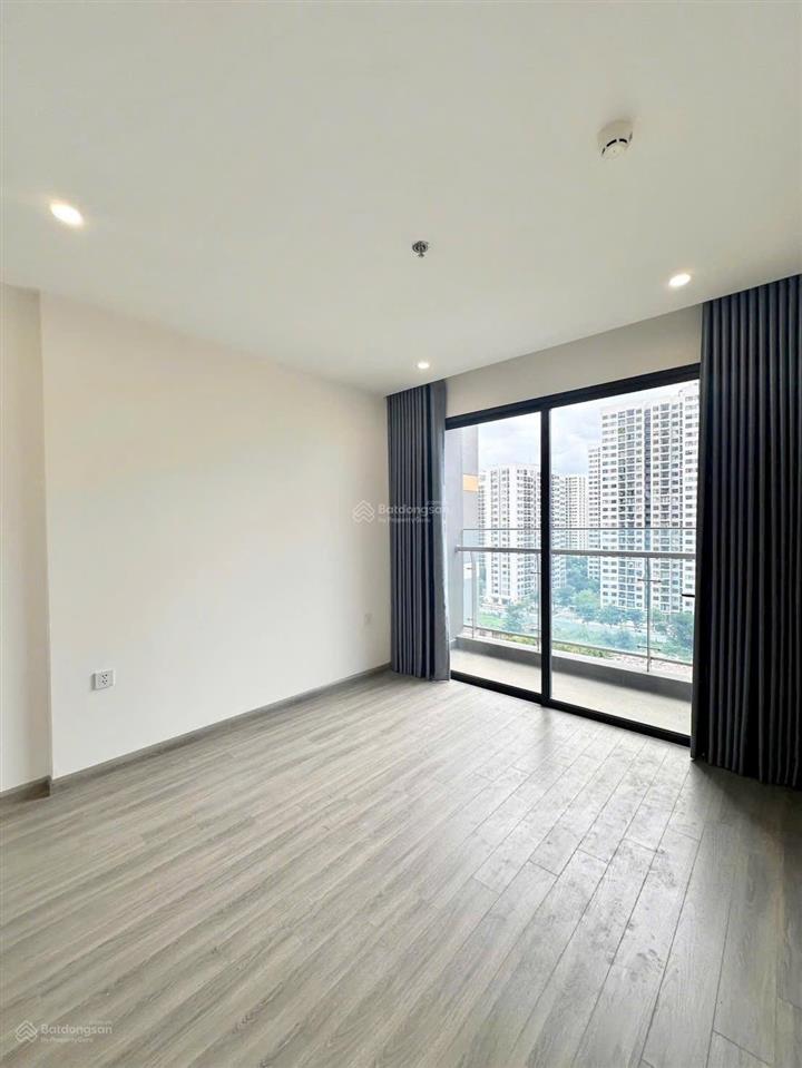 Cho thuê căn hộ 2pn bếp rèm glory heights tiện nghi, gần siêu thị, trạm xe buýt, trường học