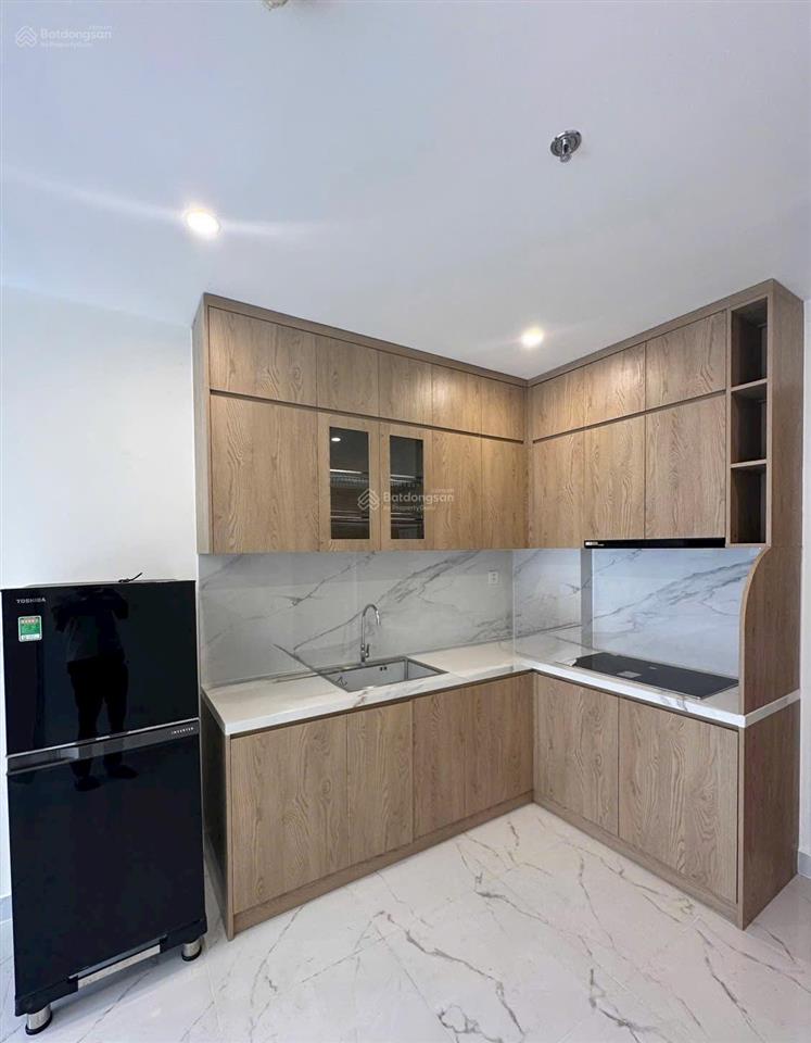 Cho thuê căn hộ 2pn bếp rèm glory heights tiện nghi, gần siêu thị, trạm xe buýt, trường học