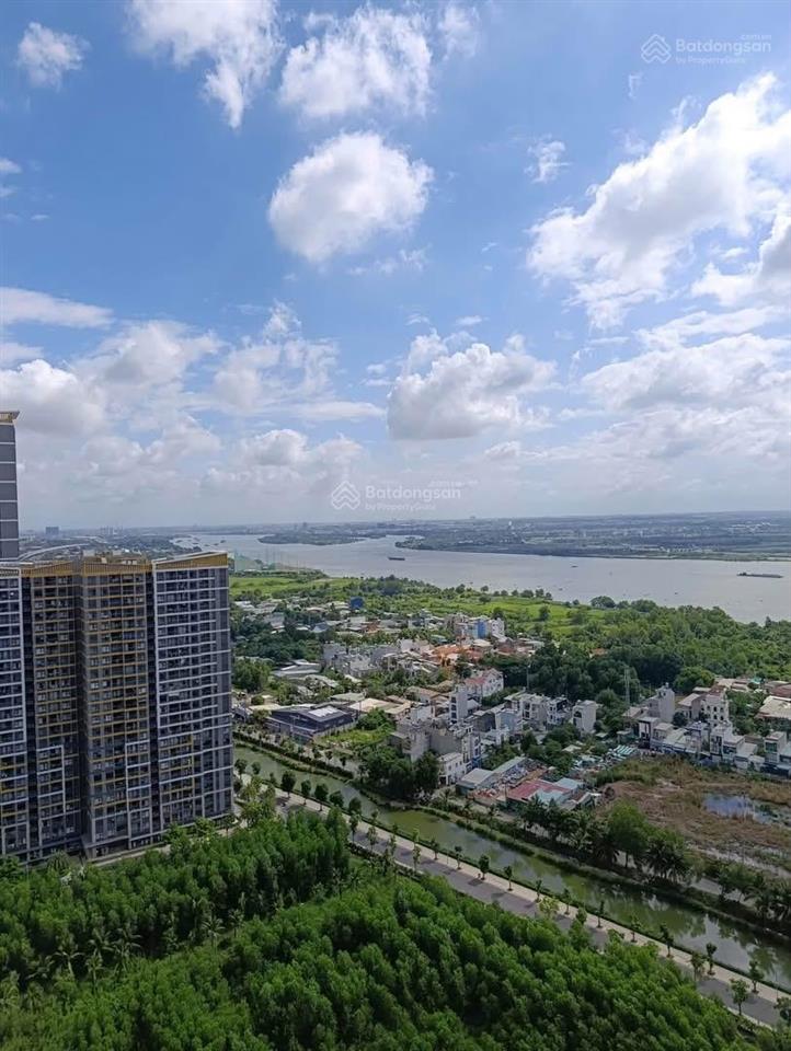 Cho thuê 2pn 80m2 bếp rèm giá tốt tại the beverly có gym, hồ bơi muối khoán, khu thể thao trong nhà