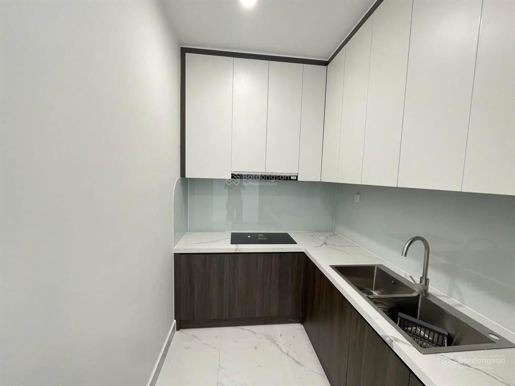 Cho thuê 2pn 80m2 bếp rèm giá tốt tại the beverly có gym, hồ bơi muối khoán, khu thể thao trong nhà