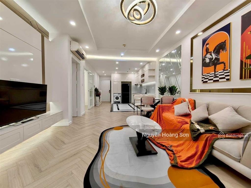 Trống ngay căn 1pn, 80m2 full đồ ở vincom bà triệu. giá chỉ 20tr/tháng.  sơn 0906 244 ***