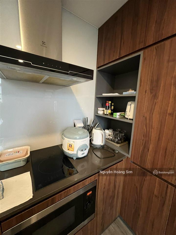 Cho thuê căn hộ duplex full nội thất tại pentstudio, giá tốt chỉ 18 triệu.  sơn 0906 244 ***