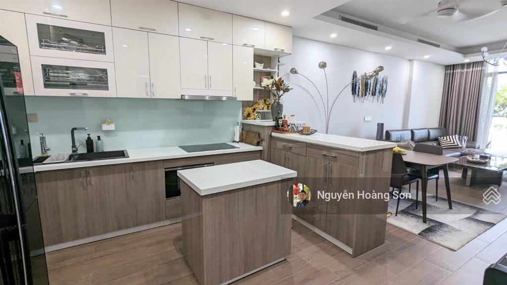 Trống ngay căn hộ 2 phòng ngủ 100m2 ở chung cư watermark tại lạc long quân. giá chỉ 16 triệu/tháng