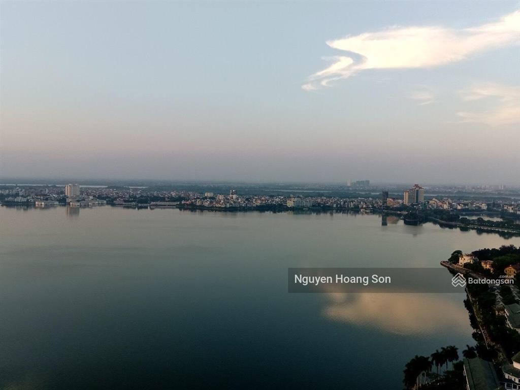 Bán căn hộ 1 pn 46m2 view hồ tây tại sun grand city  69b thụy khuê.  0906 244 ***