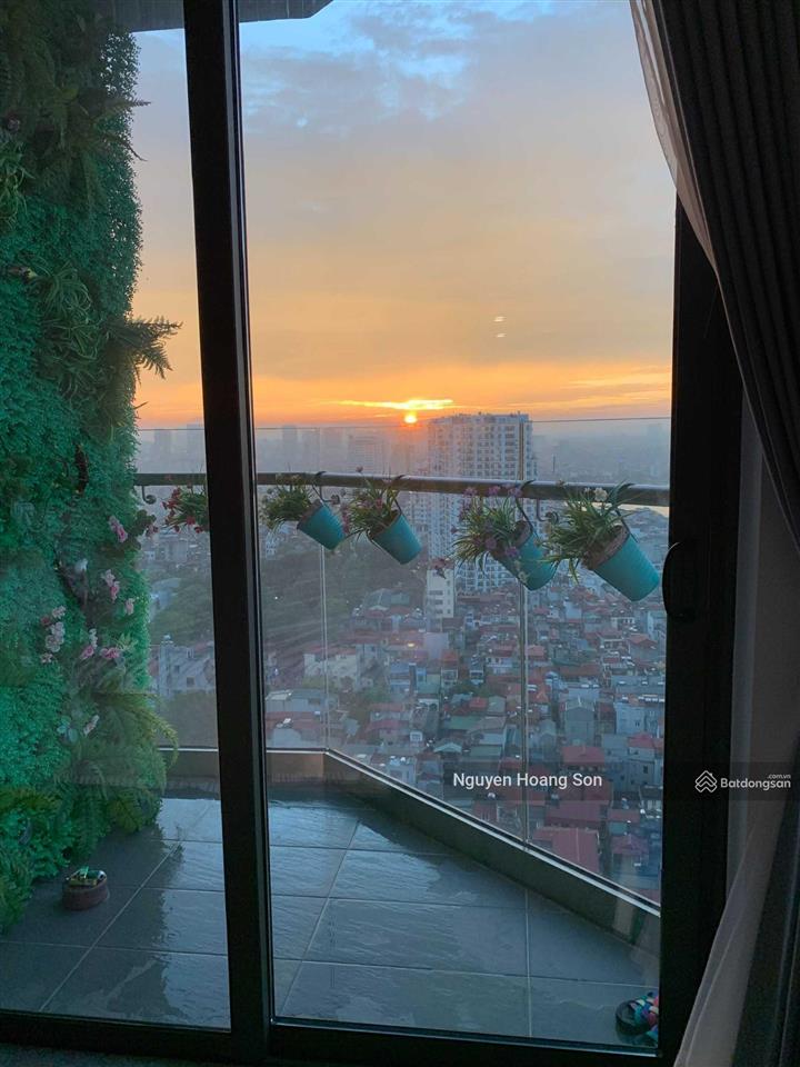 Bán căn hộ 1 pn 46m2 view hồ tây tại sun grand city  69b thụy khuê.  0906 244 ***