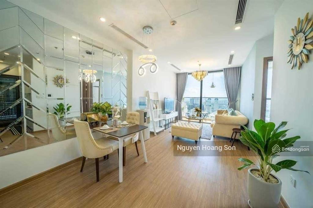 Trống ngay căn 3pn 120m2 view thẳng hồ tây ở chung cư watermark. giá chỉ 20tr,  0906 244 ***
