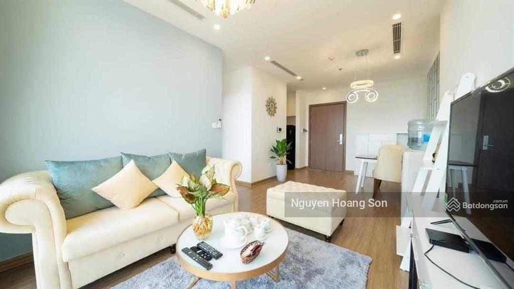 Trống ngay căn 3pn 120m2 view thẳng hồ tây ở chung cư watermark. giá chỉ 20tr,  0906 244 ***