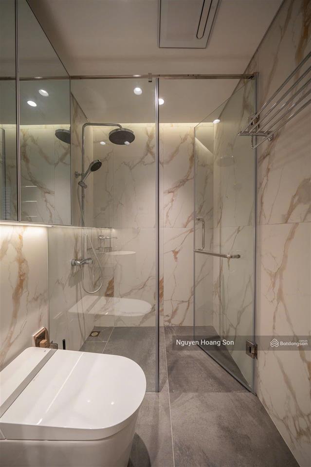 Cho thuê căn góc 3pn, 150m² view thoáng ở d’. le roi soleil, giá 28 triệu/tháng.  sơn 0906 244 ***