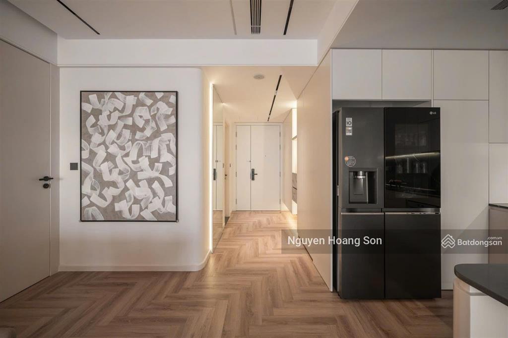Cho thuê căn góc 3pn, 150m² view thoáng ở d’. le roi soleil, giá 28 triệu/tháng.  sơn 0906 244 ***