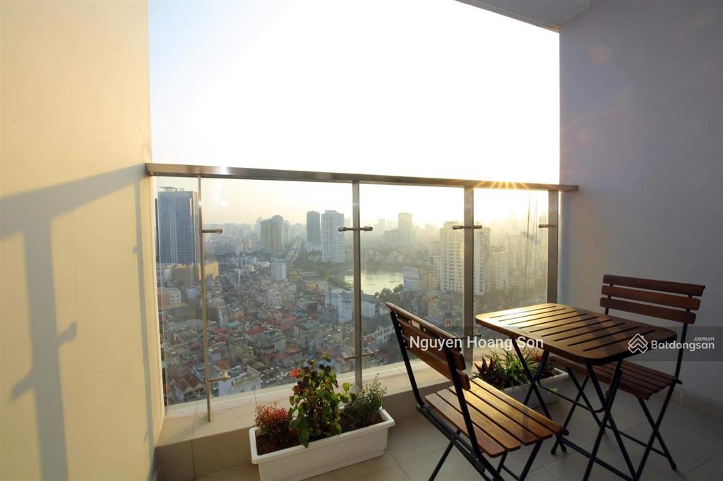 Trống ngay căn hộ 3pn, 110m2 ở hdi tower  55 lê đại hành, giá 35tr/tháng.  0906 244 ***