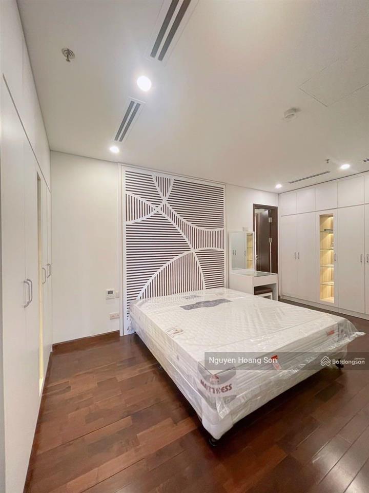 Trống ngay căn 3 ngủ 120m2 view sông hồng tại sun ancora lương yên chỉ 28tr/th  0906 244 ***
