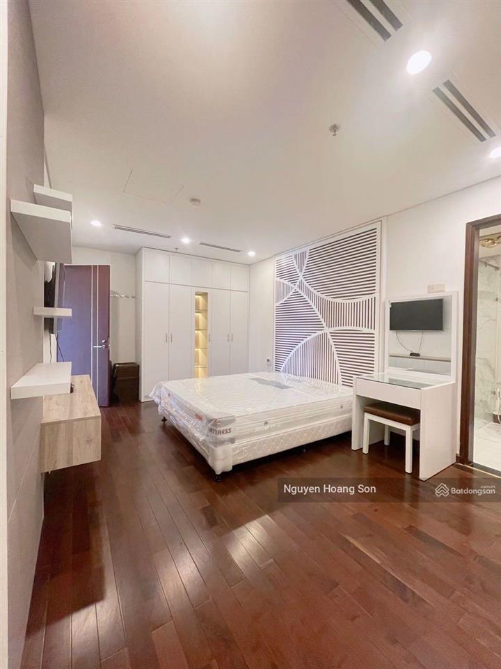 Trống ngay căn 3 ngủ 120m2 view sông hồng tại sun ancora lương yên chỉ 28tr/th  0906 244 ***