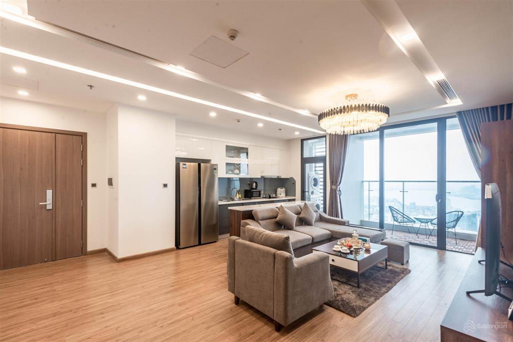 Chính chủ cho thuê 45tr căn góc 150m2, 4pn ở chung cư aqua central  44 yên phụ.  0906 244 ***