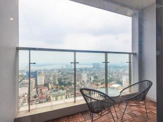 Chính chủ cho thuê 45tr căn góc 150m2, 4pn ở chung cư aqua central  44 yên phụ.  0906 244 ***