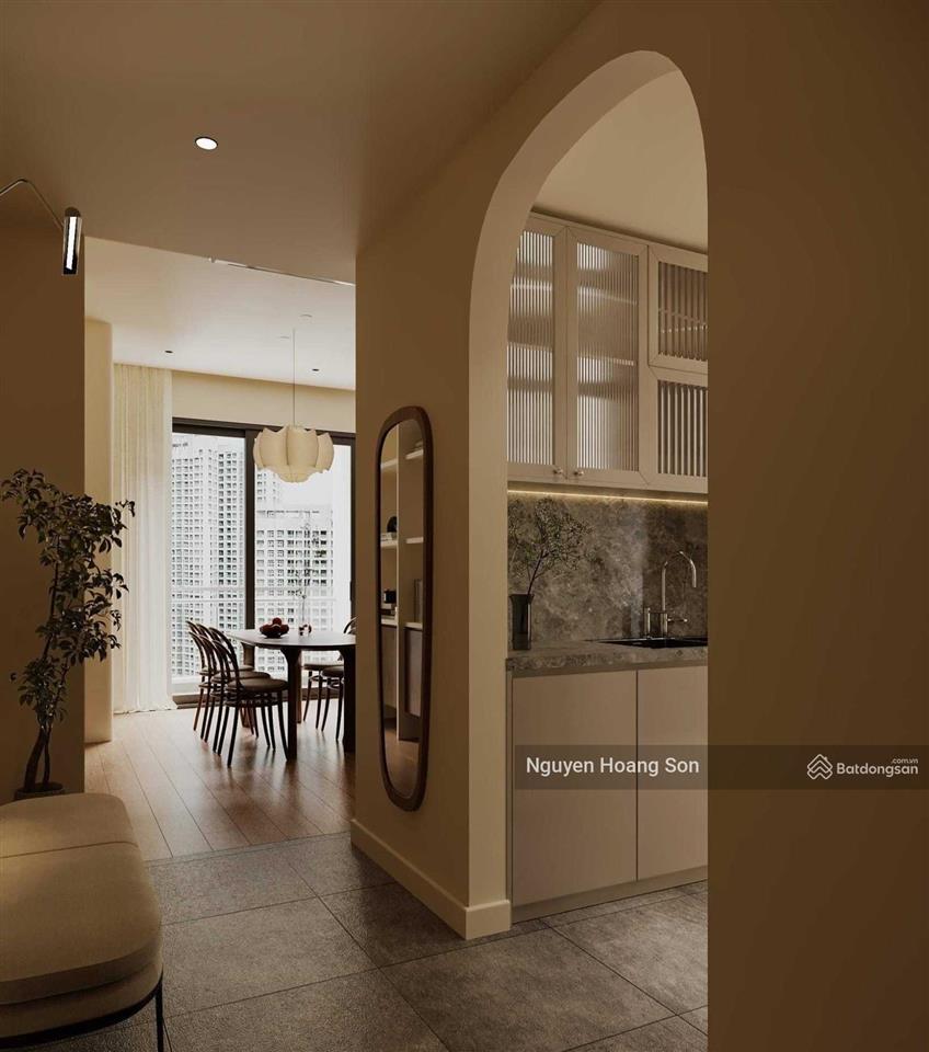 Chủ nhà thiện chí bán căn 2 phòng ngủ 82m2 ở vinhomes nguyễn chí thanh, chỉ 10,8 tỷ.  0906 244 ***