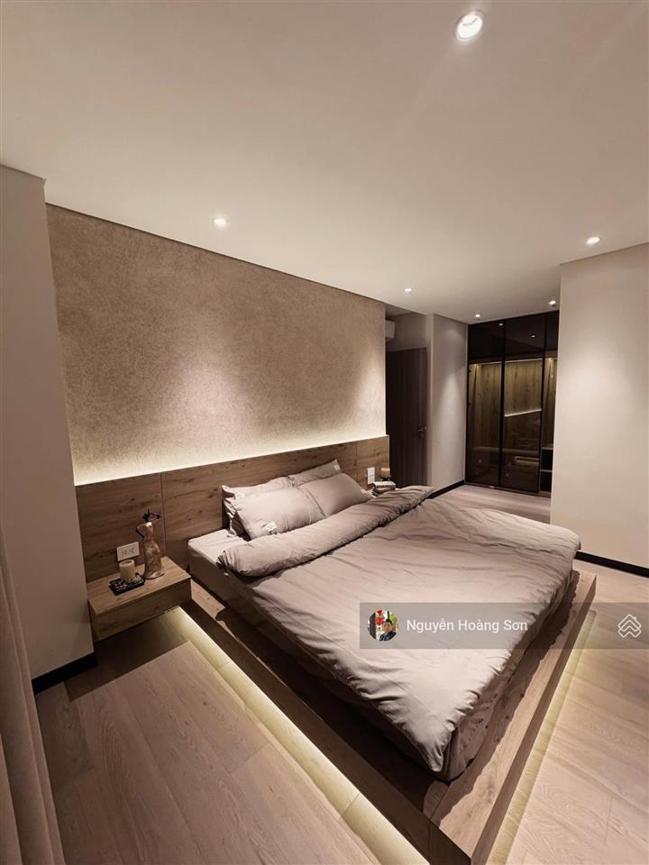 Bán đúng giá 18,7 tỷ căn 3pn 106m2 tại the nelson private residences.  sơn 0906 244 ***
