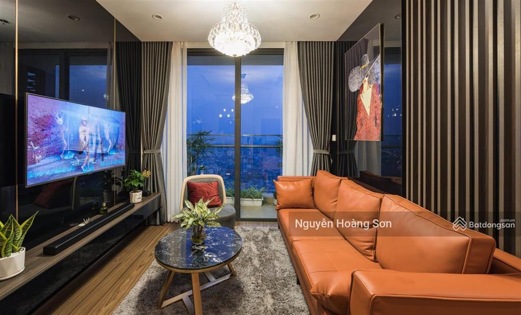 Bán căn 3 pn, 95m2 giá chỉ 9,9 tỷ tại chung cư kinh đô tower  93 lò đúc  0906 244 ***