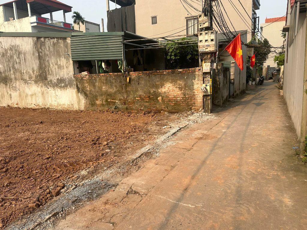 Bán đất Thường Tín, Dt 80m ô tô vào tại Quất Động vị trí đẹp gần quốc lộ 1A