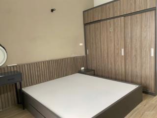 Em cần chuyển nhượng căn 97m thiết kế 2pn 2vs toà 171 sài đồng full nội thất .  0369 305 ***