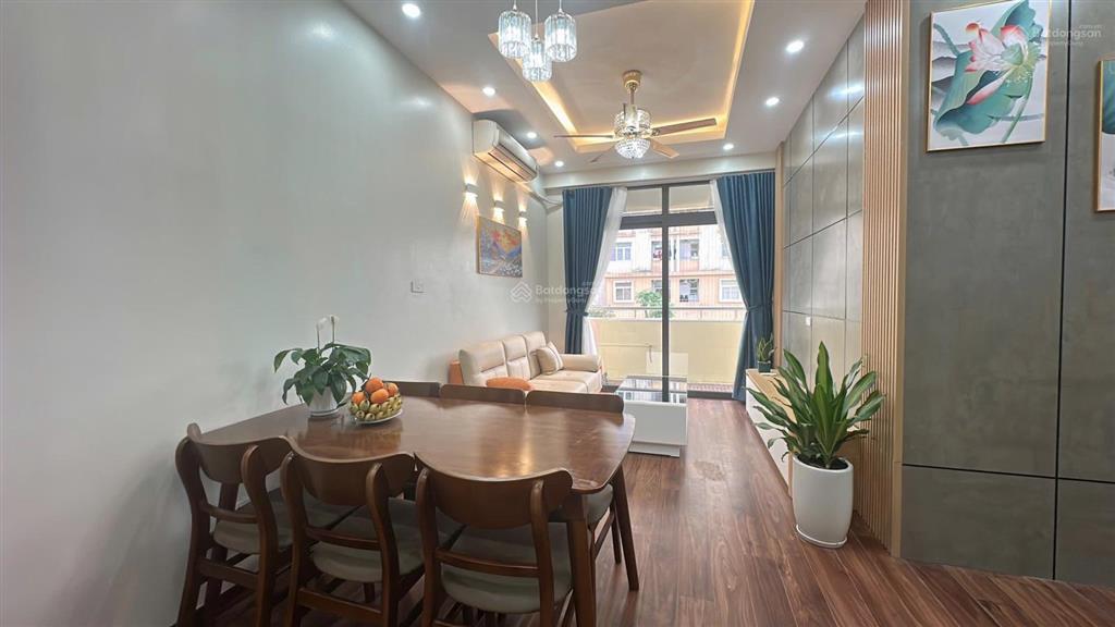 Hiếm toà no08a1 sài đồng long biên 3 pn giá chỉ 5,1 tỷ . 0369 305 ***