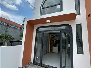Nhà 2 mặt tiền, chỉ 400tr nhận nhà ngay dt 4x22 nở hậu 4,6x22 đường bê tông rộng 8m thông thoáng