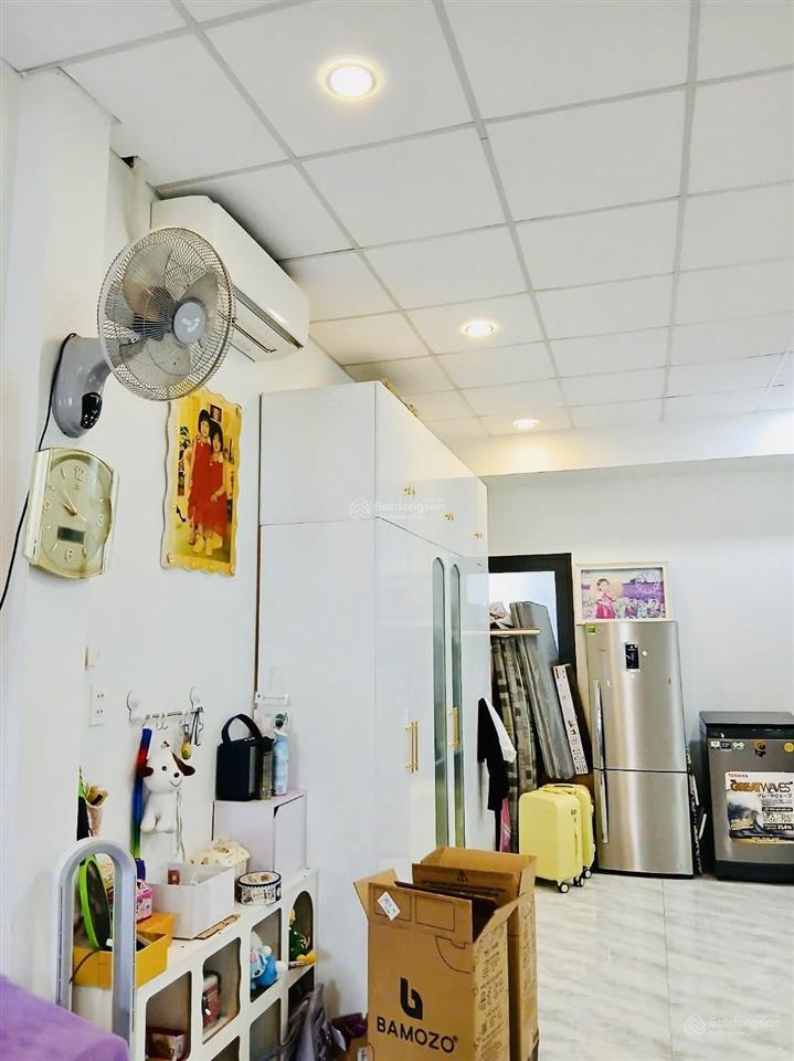 8trnhà thuêđường 14  bhha  bình tân  54m2  2pn  có máy lạnh