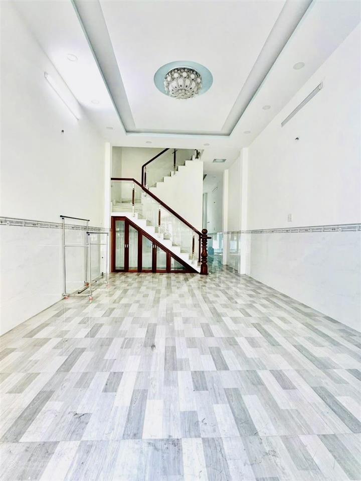 12tr nhà thuê 1/ đường lê văn quới 56m2  4pn bhha, bình tân