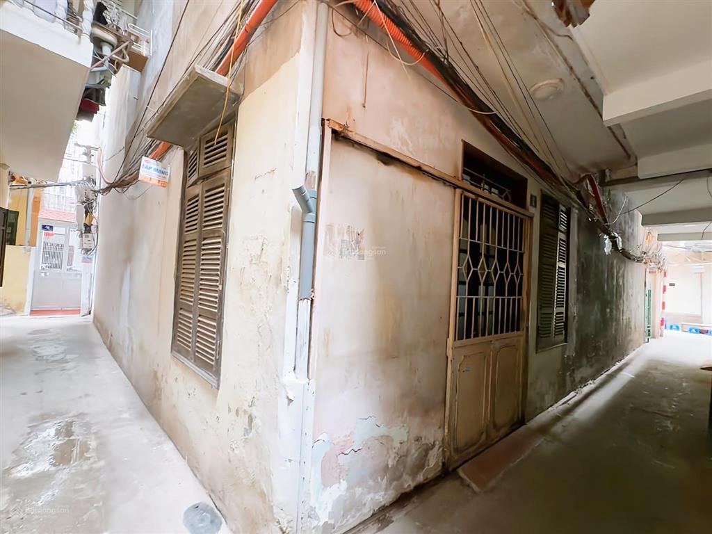 Nhà dân nguyên bản, dt30m lô góc 12m ra ô tô tránh, tại thổ quan, khâm thiên, đống đa