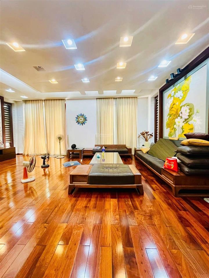 Biệt thự sân vườn hoàng thế thiện phân lô đẳng cấp khu sài đồng chu huy mân, 3 mặt thoáng, ô tô