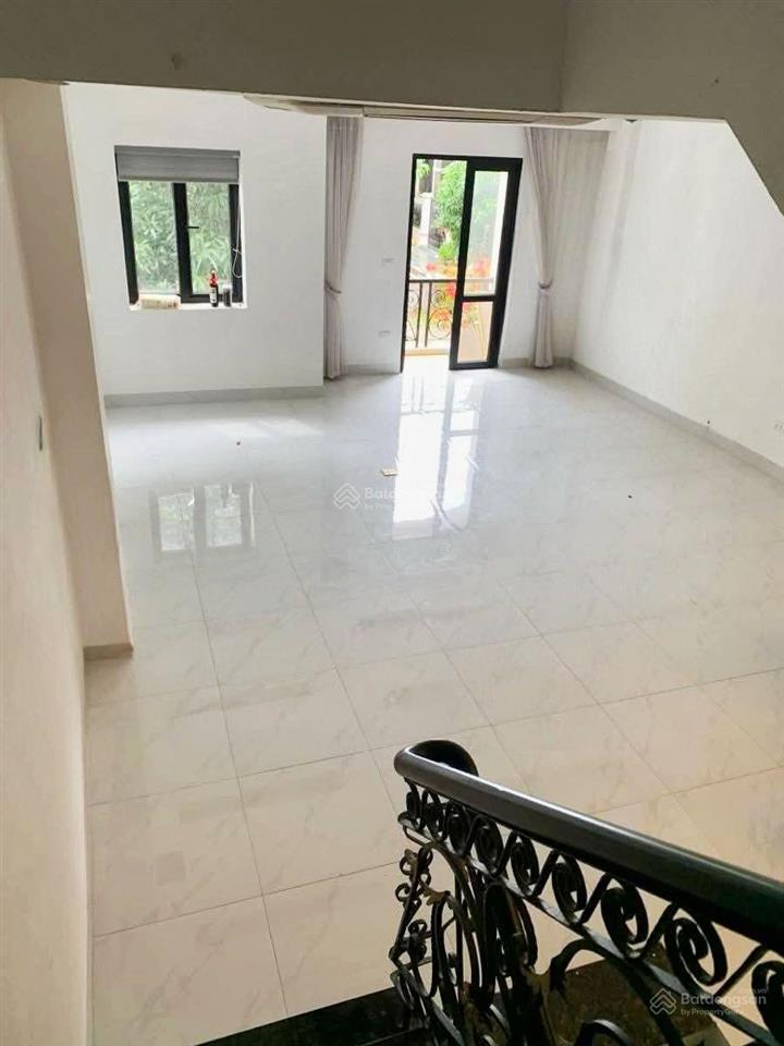 Hoàng công, kiến hưng, hà đông, mipec city 83m2 x 5t mt 5,7m vỉa hè ô tô tránh dừng đỗ ngày đêm