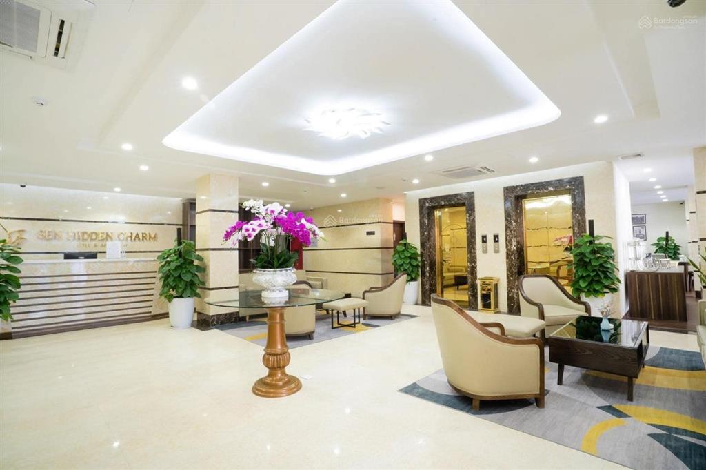 Phố võ chí công, tây hồ toà nhà 10t 345m2 xây full, doanh thu 500tr/tháng, đt giữ tiền vô cùng tốt