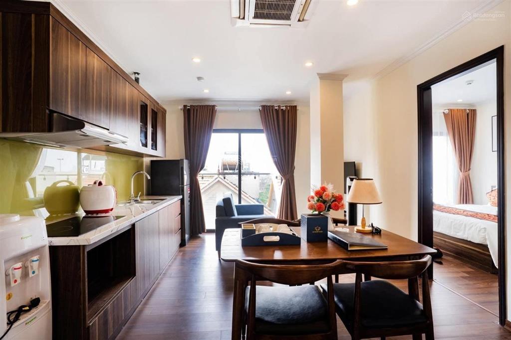 Phố võ chí công, tây hồ toà nhà 10t 345m2 xây full, doanh thu 500tr/tháng, đt giữ tiền vô cùng tốt