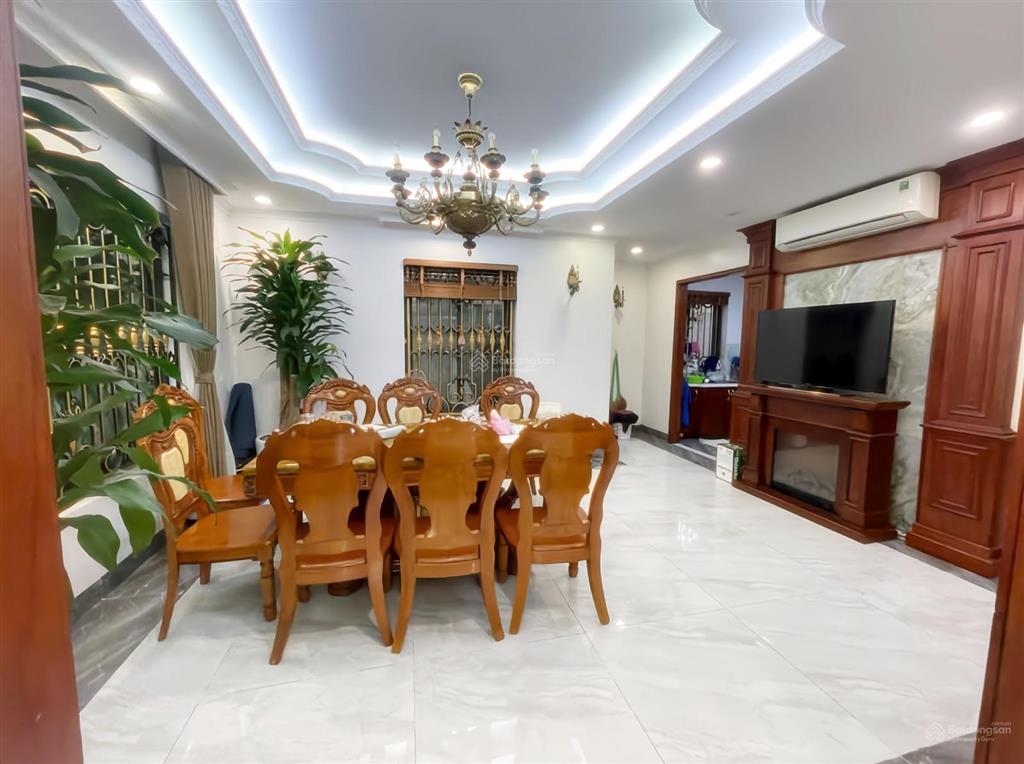Biệt thự sân vườn, khu đô thị văn phú, hà đông dt 201m x 4t nhỉnh 170tr/1m2, full nội thất