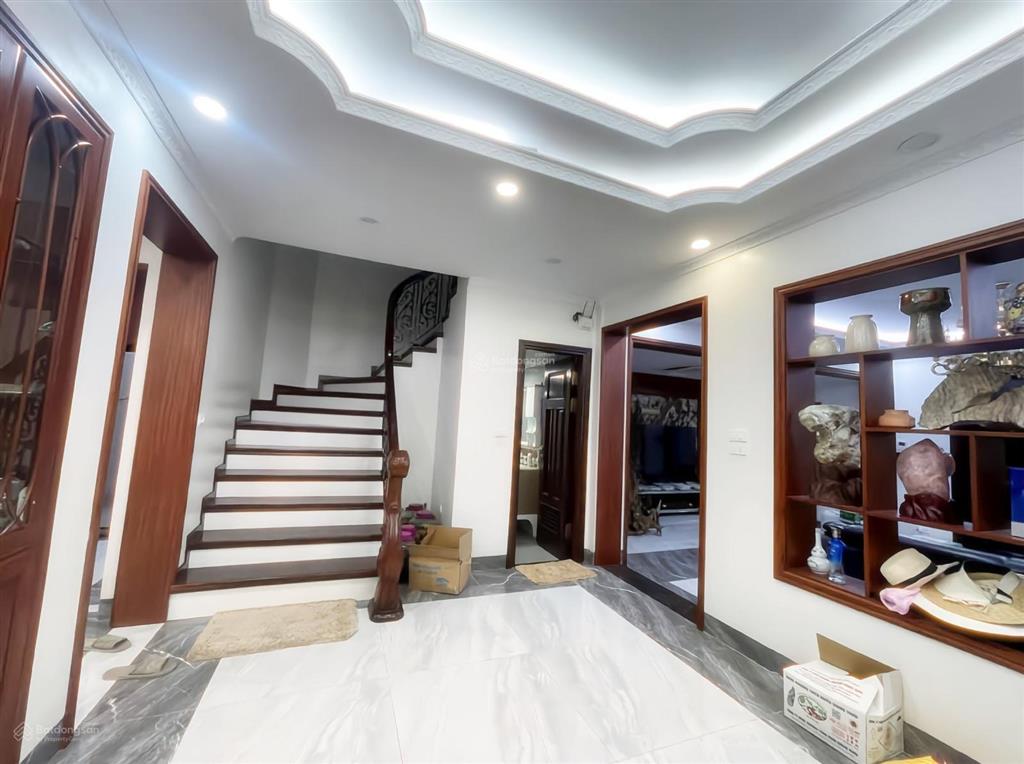Biệt thự sân vườn, khu đô thị văn phú, hà đông dt 201m x 4t nhỉnh 170tr/1m2, full nội thất