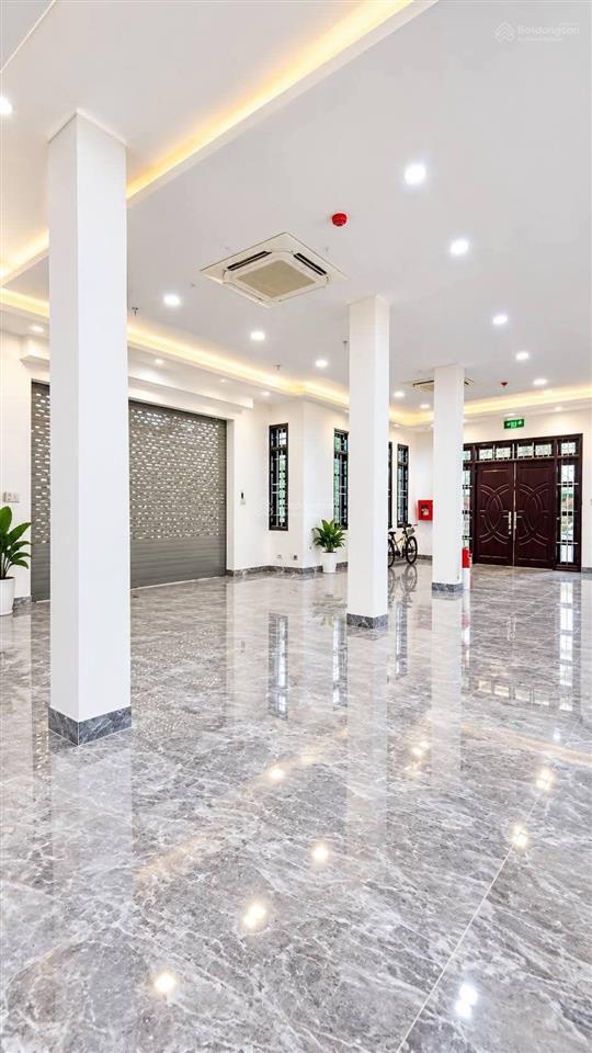 Mặt phố phương liệt, thanh xuân, dt 230m x 7t, thang máy, lô góc 3 mặt mở cửa, kinh doanh ngày đêm