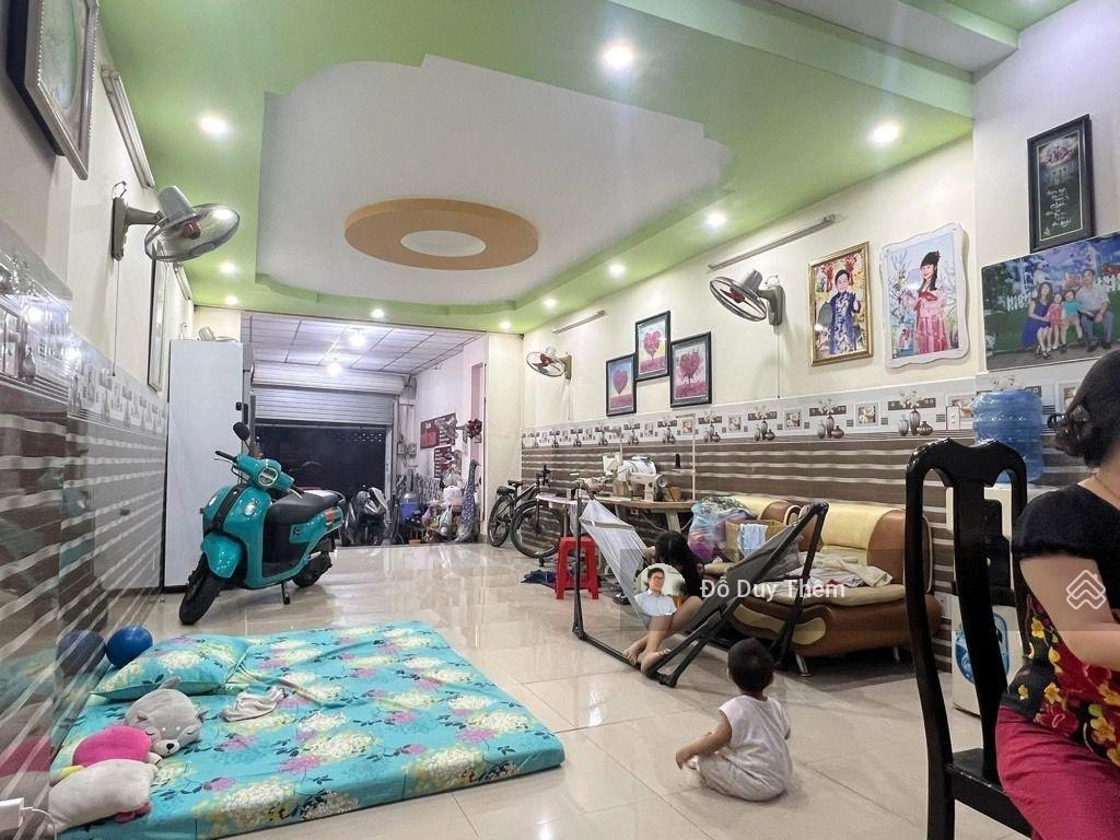 Nhà lý thường kiệt, 270m2, ngang 12m, thị trấn hóc môn. hơn 7 tỷ