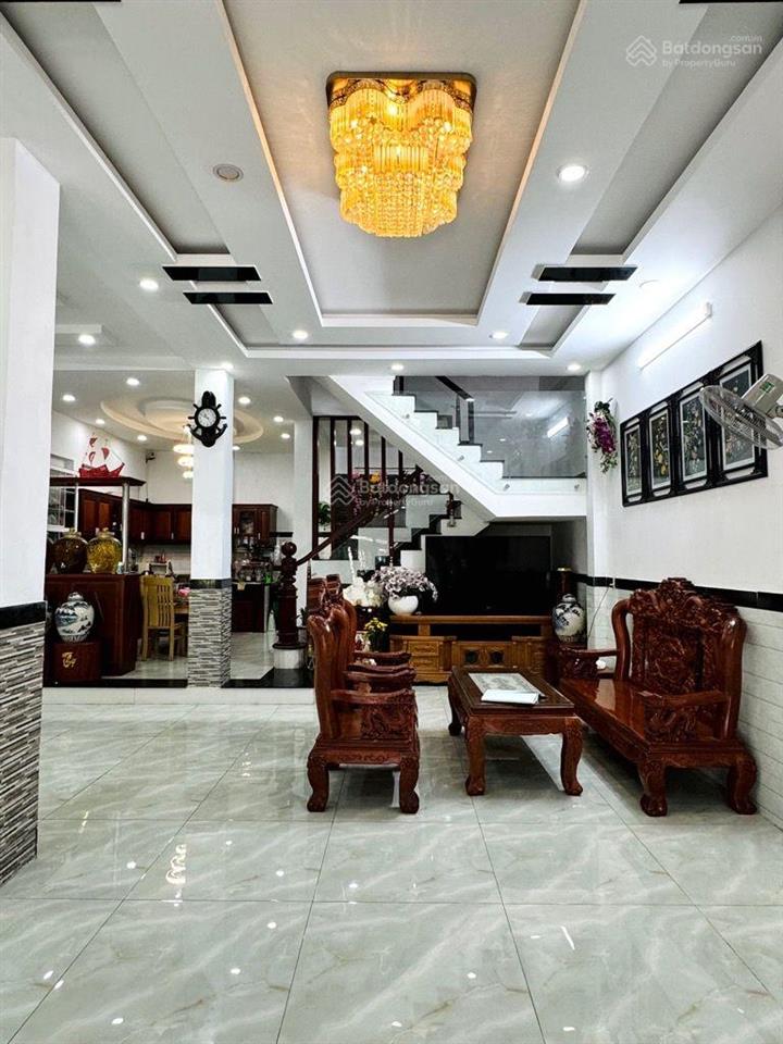 Khách sạn mt đường 12m  võ thj hồi, tn 45triệu /tháng, chợ đầu mối, 150m2, 5 tầng, hơn 10tỷ